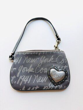 3920 COACH VINTAGE WALLET  WRISTLET DESIGNER WALLET